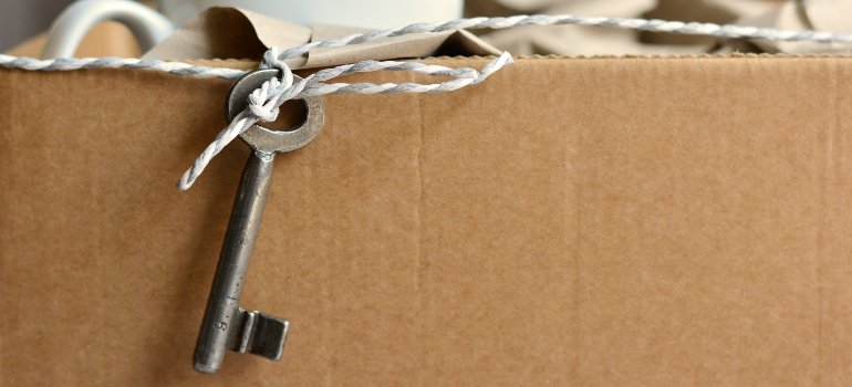 a box packed by movers Cibolo TX locals love 