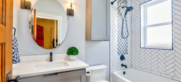 A clutter-free bathroom