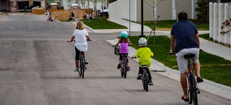 A family riding on bicycle 