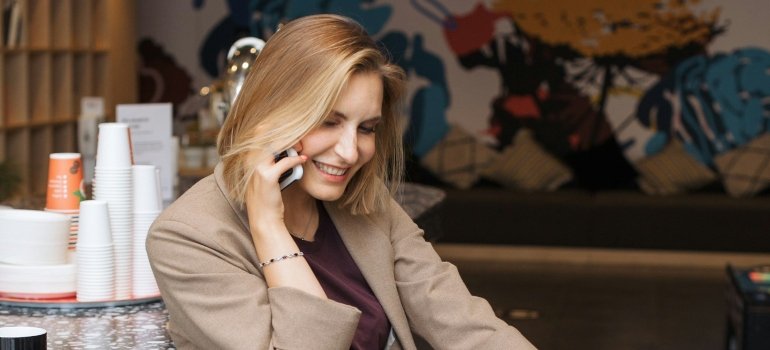 Person contacting local movers San Antonio has 