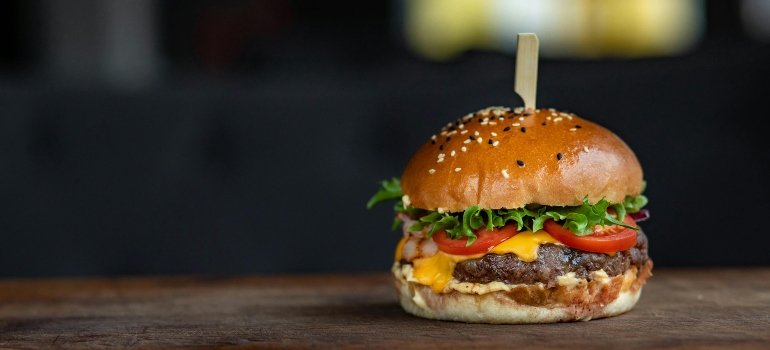 Close-Up Photo of Burger